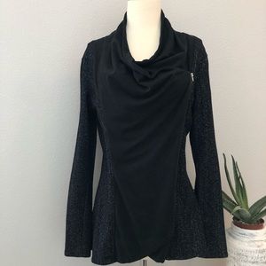 Lightweight zippered jacket